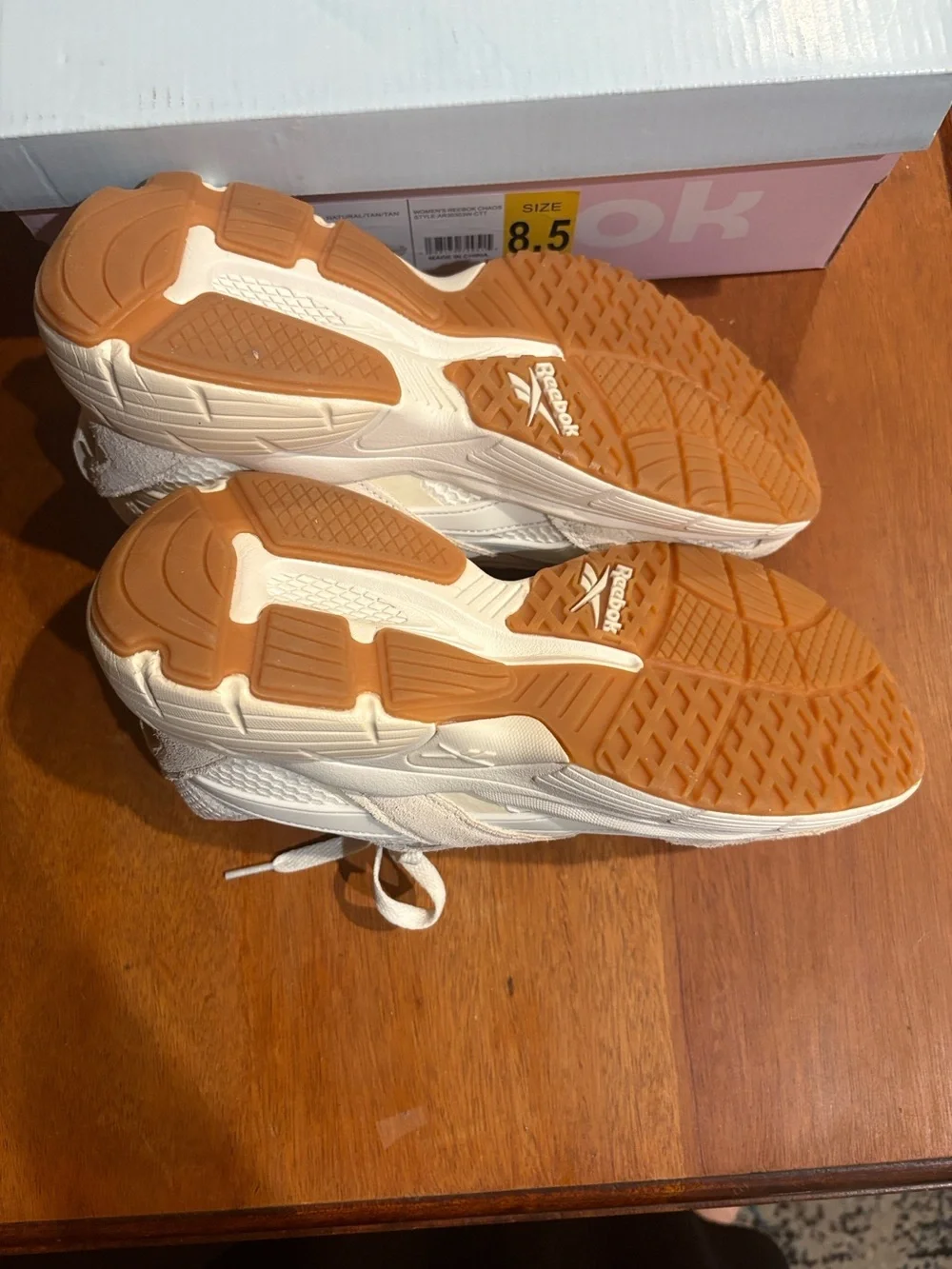 Reebok Women’s size 8.5 Athletic shoes. Brand new in box. Never worn.